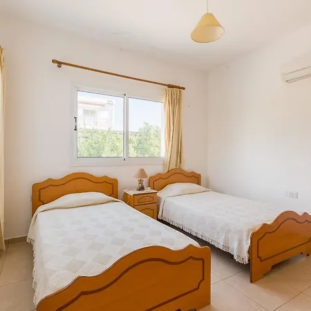 Regina 1 Villa Pegeia