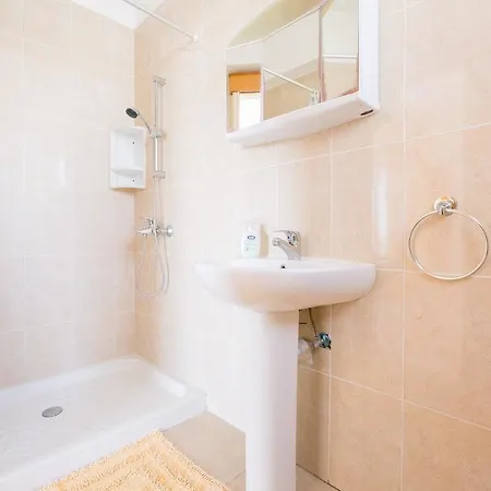 Regina 1 Villa